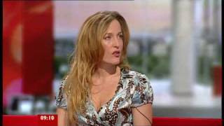 Gillian Anderson at Breakfast News on BBC 11 5 09 [upl. by Wright292]