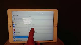 iPad screen turns off in guided access  fix  howto  disable screen sleep [upl. by Yanej2]