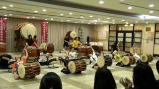 Hitsuyukan High School Taiko drums [upl. by Dunaville169]