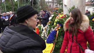 1 12 2024 Suceava 🇹🇩 Depunere de coroane  din flori la monument 😢 UHD 🎥 ® PETRU STUDIO 7K [upl. by Bodwell]