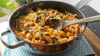 Herbstliche One Pot Pasta mit Kürbis Rezept  Autumnal One Pot Pasta with Pumpkin  ENG SUBS [upl. by Hutner118]