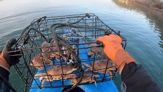 Dungeness Crabbing on the Oregon Coast bay [upl. by Aicenra263]