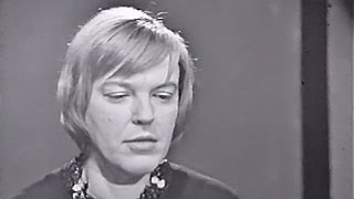 Ingeborg Bachmann reads An die Sonne  A Paean To the Sun 1961 CC Deutsch Eng русский  Ned [upl. by Yeltihw]