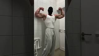 Le bronzage pourtoi foryou musculation bodybuilding gym fit motivation [upl. by Nnaeirual]