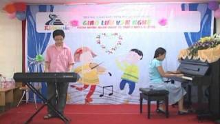 Hot piano organ Ave Maria Hoa tau Piano organ Lê Minh  Huyền Trân [upl. by Libby]