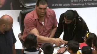 The Great Khali interacts with his fans [upl. by Nyrmak]