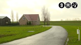 95jarige bewoner gewond bij overval  Hellevoetsluis [upl. by Nica]