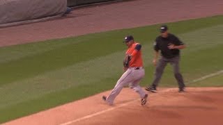 HOUCWS Valbuena makes throw from across diamond [upl. by Notgnimer624]