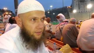 Fastenbrechen in Makkah 18072013 [upl. by Nirrac116]