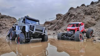 4×4 vs 6×6 Rc car  Rc Rock Crawlers Comparison [upl. by Ybocaj]