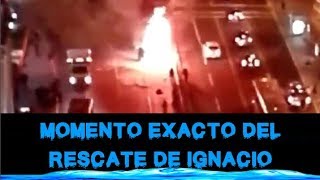 MOMENTO EXACTO EN QUE IGNACIO ES RESCATADO DEL FUEGO Y SUBIDO A LA AMBULANCIA [upl. by Ihcas]