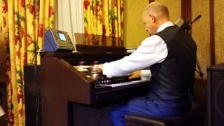 JOHN BOWDLER live  The Queens Hotel Llandudno Pt2 finale 31114 [upl. by Rossie]