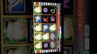 Da kommt Kohle raus Fette Action am Spielautomat gambling jackpot casino slotmachine slot [upl. by Neeoma]