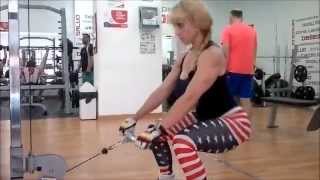 SENTADILLA CON AGARRE EN POLEA BAJA  SUSANA ALONSO FITNESS [upl. by Hatcher]