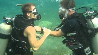 Underwater Panic Diver Showing Be Exhausted  Instructor Demonstration  Not Actual [upl. by Vernita]