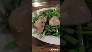 牛肉煮麵不辣 炒牛腰小辣 超搭 [upl. by Eliseo843]