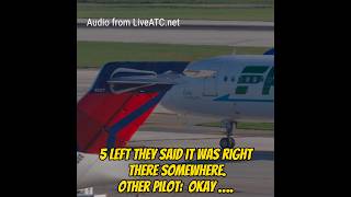 How did Pilot lose Window 🤯😯😱 atc aviation planespotting cockpit avgeeks [upl. by Nnaillek]