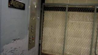 I got stuck in the ANNOYING Freight Elevator in the King of Prussia Mall King of Prussia PA [upl. by Ajed969]