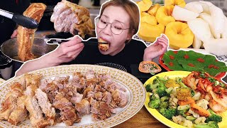 김장 김치에 삼겹살amp항정살 된장 수육 17kg 후식은 과일💛 241125Mukbang eating show [upl. by Vahe109]