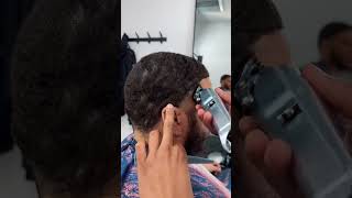 A quick demonstration on how to do a high taper 💇🏽‍♂️ atlbarber HairTransformation BarberLife [upl. by Jacquelyn]