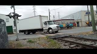 Freightliner M2106 box truck w train horn Manual transmission amp CAT C7 in Elsmere DE on 5624 [upl. by Ykcor]