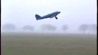 3m wingspan DC3 crash 2x 22ccm [upl. by Htebazile]