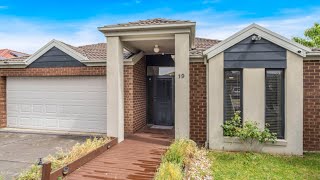 19 Fawkner Lane CRAIGIEBURN Victoria [upl. by Lraep]