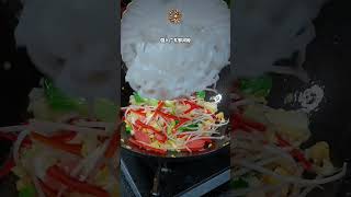 EASY AND QUICK CHINESE CANTONESE FRIED NOODLES RECIPE recipe noodles ramen cooking shorts [upl. by Rhoda]