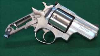 Ruger Super Redhawk Alaskan quotMust Havequot Revolver Review weaponseducation [upl. by Nnahteb]