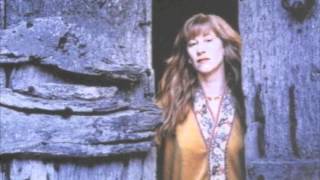 Loreena McKennitt  Stolen Child Live [upl. by Ylsel]