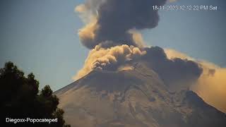 The eruption of the Popocatepetl volcano Mexico November 18 2023 [upl. by Schaffer]