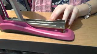 How to put Staples In your stapler [upl. by Cullen345]