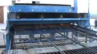 wire welding machine wire weld machine wire mesh machine wire welding best technic [upl. by Nnuahs]