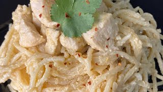 Easy Chicken Alfredo Pasta [upl. by Oiciruam346]