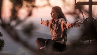 Wandern Ausblick genießen Tief durchatmen  Yoga Atemtechnik für den Gipfelmoment [upl. by Elijah]