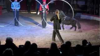 Extrait du Spectacle Formidable 2012 Cirque Samuel Pauwels  Latoya Donnert  Poney [upl. by Dopp]