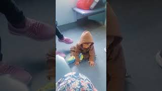 amaira ko bhot sara Mila kinder Joy 🎂🎂😜😜😜trending ytshorts cutebaby shortvideo shorts [upl. by Celio]