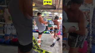 🧹🇹🇭 AMAZING TECHNIQUEimagine pulling this off in a fight 🇹🇭🧹 muaythai thaiboxing combatsport [upl. by Nerual]