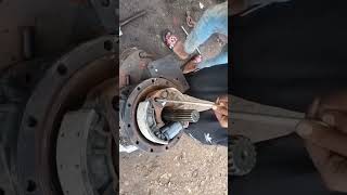 🛠️🚜 HMT tractor brake liner fitting 🚜🛠️ swaraj sonalika kubota newholland rxmanju76 [upl. by Ninahs]