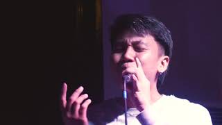 Sound Waves feat Frank Saturday  Ayaw Live Performance [upl. by Va913]