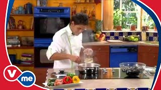 Vme Cocina  Mejillones en Caldo de Tomate y Vino Blanco  VME TV [upl. by Elisabet]