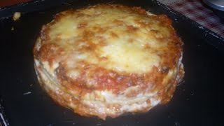 Comment faire des quotlasagne à la bolognaisequot maison facilement [upl. by Anirahs]