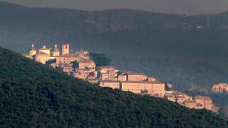 UMBRIA il paesaggio intorno ad AMELIA TR [upl. by Vivl]