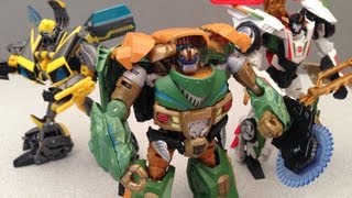 BEAST HUNTERS BULKHEAD DELUXE CLASS TRANSFORMERS PRIME TOY REVIEW BY MITCH SANTONA [upl. by Atiran]