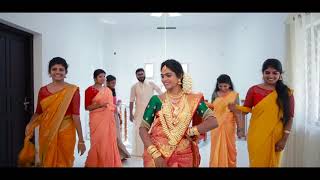 Kerala Bride Dance Mambattiyan  Malaiyaru Nattamai  Wedding dance Coversong Charusree amp Syamlal [upl. by Acinorehs]