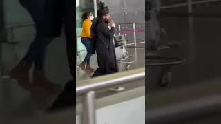 Grand entry of Mufti Salman Azhari in Bengaluru Airport allah mashallah islamicvideo [upl. by Croom891]