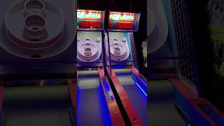 IceBall Ice Ball Skeeball Skee Ball Lane Current online arcade auction  BidderBroscom ends 31024 [upl. by Will121]