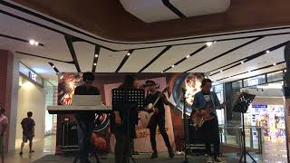 Ka Ching  Shania Twain Cover by Aurora Band  Foodie Ville Melawati Mall [upl. by Neetsuj]