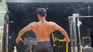 Men physic posing routine 🏋🏽‍♂️ posing menphysique viralvideo gymworkout deit tips youtube [upl. by Anitnemelc]