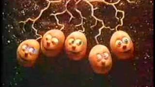 Smiths Crisps Singing Spuds  1980s UK Advert [upl. by Micheil424]